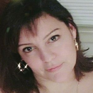 Meet your Posher, Awilda